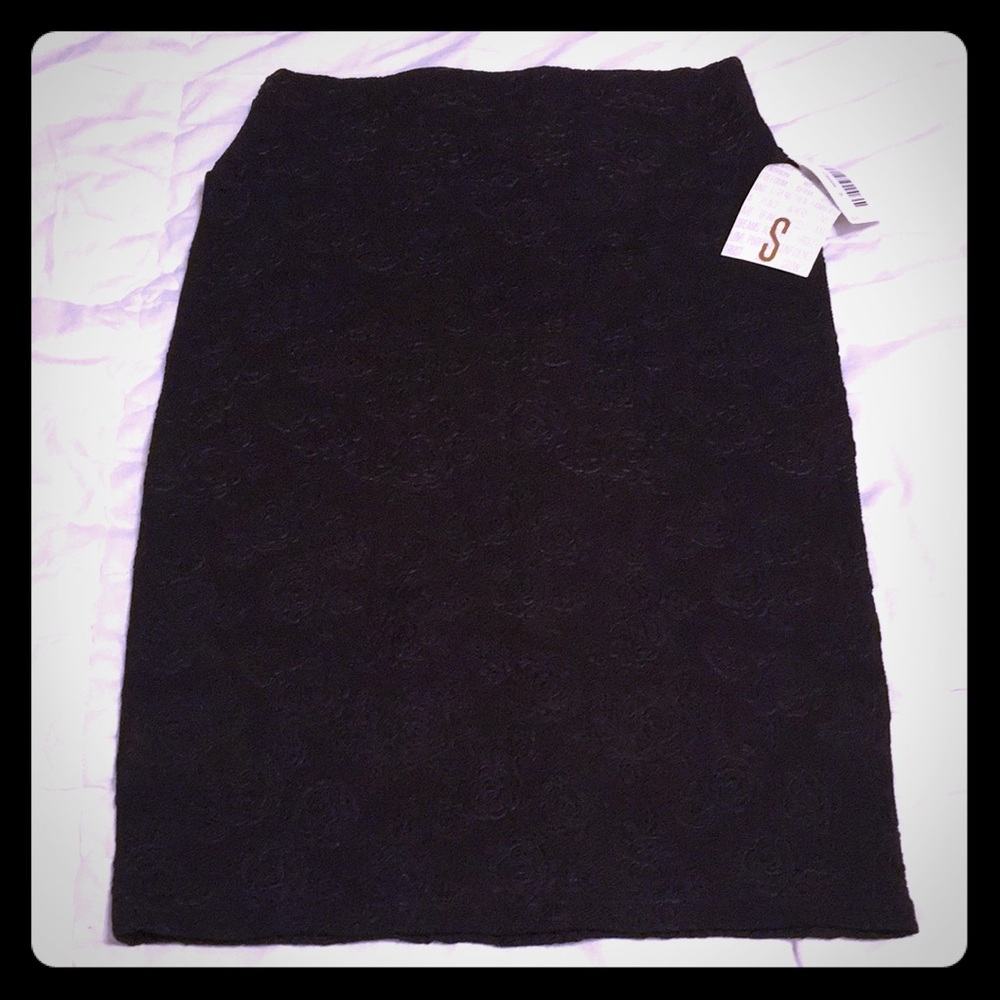 Lularoe elegant Cassie-size Small, NWT